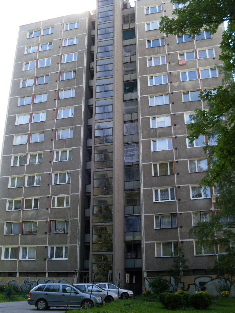 DRAŽBA 23.08.2011 o 10.30 hod., 3 izbový byt v Čadci