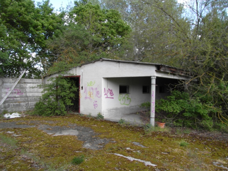 DRAŽBA 18.07.2014 o 11.00 hod., hydináreň, kravín, prevádzková budova, pozemky Nová Dedinka, okres Senec  - náhľad