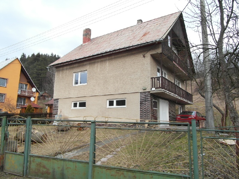 DRAŽBA 12.04.2016 o 10.00 hod., rodinný dom Staškov, okres Čadca