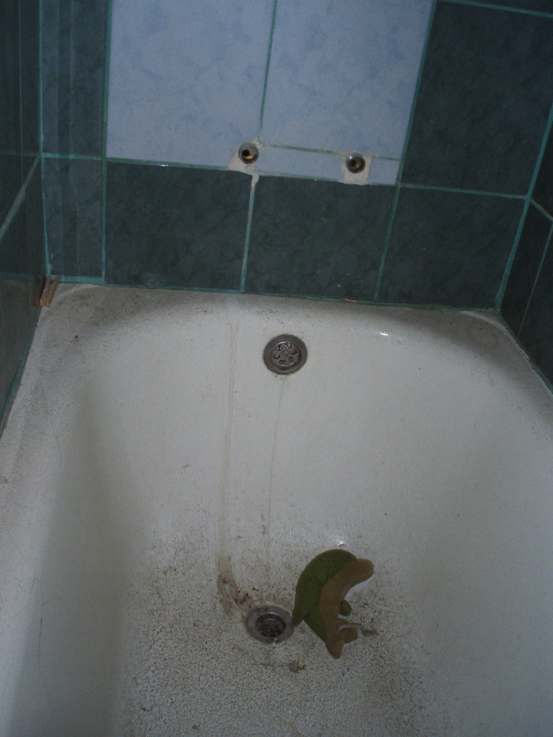 DRAŽBA 19.02.2013 o 10.00 hod., 2 izbový byt  Komárno, okres Komárno - náhľad