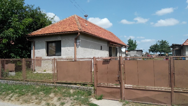 DRAŽBA 30.08.2016 o 10.00 hod., rodinný dom Marcelová, okres Komárno