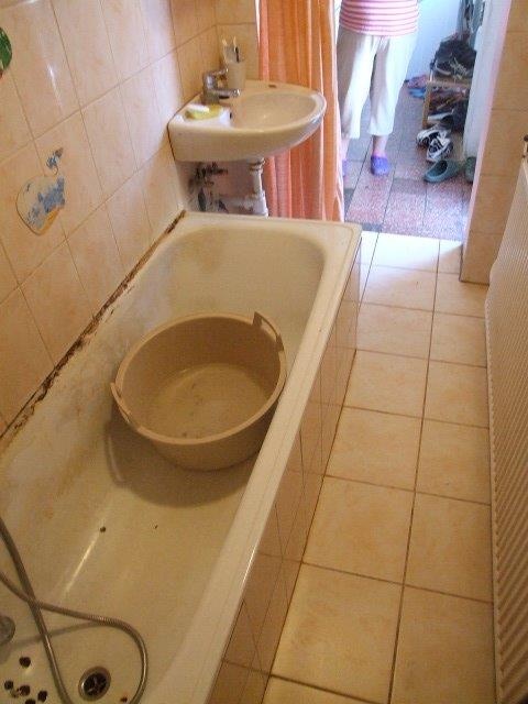 DRAŽBA 18.02.2016 o 10.00 hod., rodinný dom Nemčiňany, okres Zlaté Moravce - náhľad