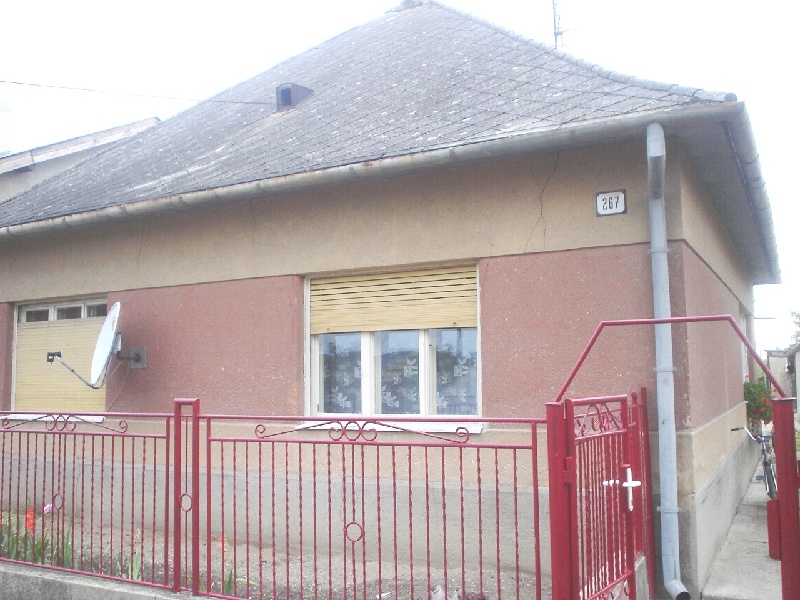 Rodinný dom Moča, okr. Komárno