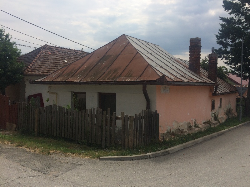 DRAŽBA 28.10.2015 o 14.00 hod., rodinný dom Košice - Košická Nová Ves, okres Košice III