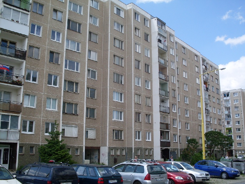 DRAŽBA 09.10.2012 o 14.00 hod., 2 izbový byt v Prešove