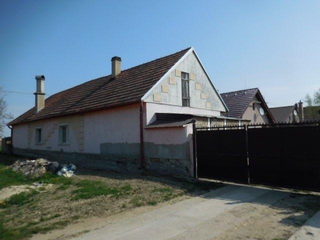 UPUSTENÉ!!! DRAŽBA 27.06.2019 o 13.00 hod., rodinný dom Košúty, okres Galanta