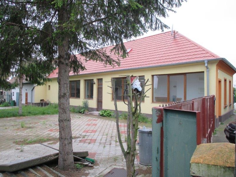 DRAŽBA 06.10.2015 o 14.00 hod., rodinný dom a hospodárska budova Jurová, okres Dunajská Streda - náhľad