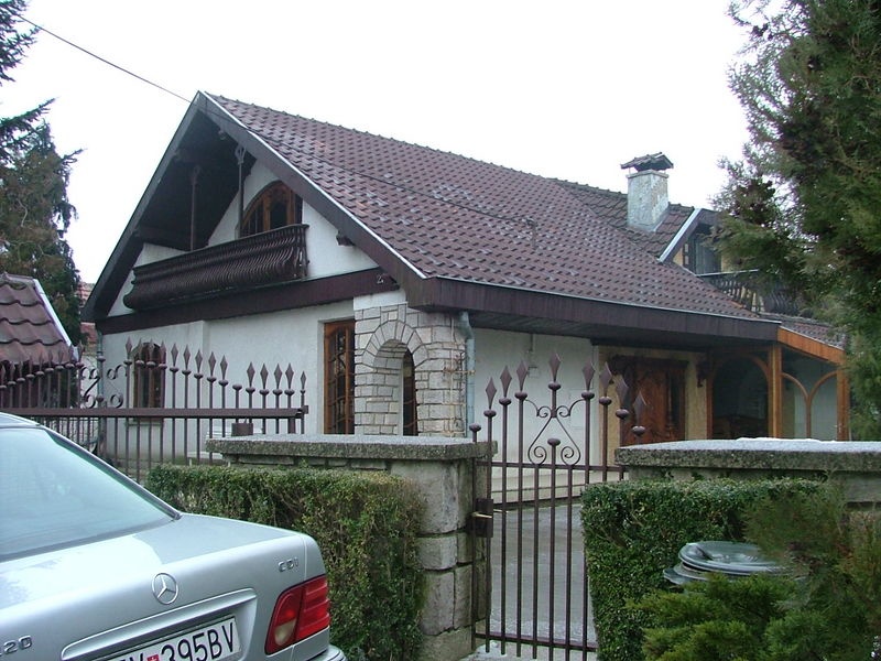 DRAŽBA 26.04.2011 o 13.00 hod., rodinný dom v Somotore