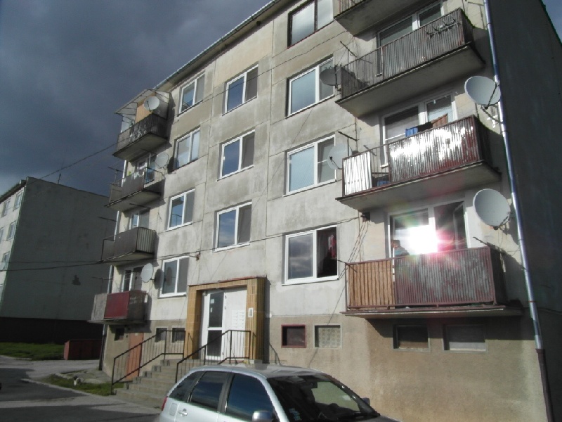 UPUSTENÉ !!! DRAŽBA 28.05.2014 o 11.00 hod., 4 izbový byt Horné Obdokovce, okres Topoľčany - náhľad