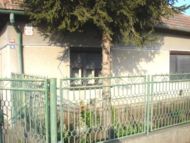 DRAŽBA 29.04.2015 o 13.00 hod., rodinný dom Marcelová, okres Komárno