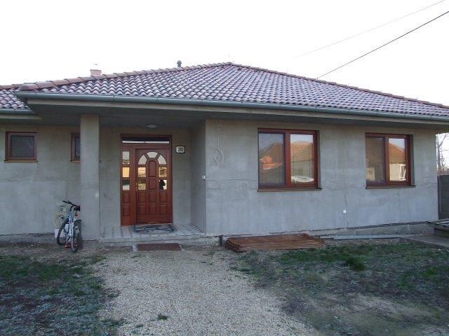 DRAŽBA 25.04.2017 o 10.00 hod., rodinný dom Čiližská Radvaň, okres Dunajská Streda