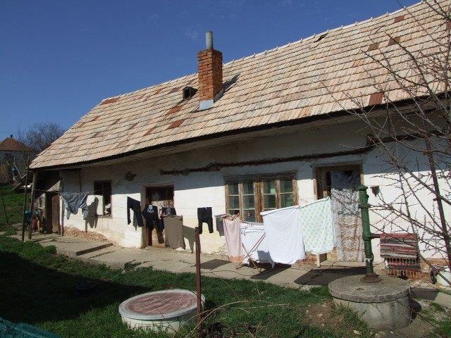 DRAŽBA 24.06.2013 o 11.00 hod., rodinný dom Lukáčovce, okres Nitra - náhľad