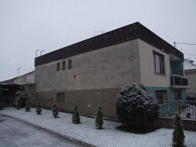 DRAŽBA 25.02.2013 o 11.00 hod., rodinný dom Veľké Uľany, okres Galanta - náhľad