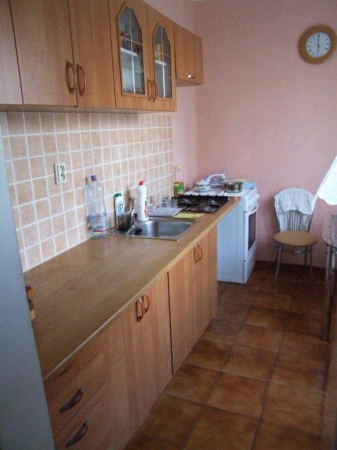 DRAŽBA 09.10.2012 o 10.00 hod., 2 izbový byt v Nových Zámkoch