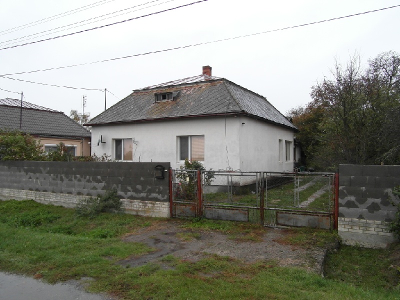 UPUSTENÉ!!! DRAŽBA 28.01.2020 o 11.15 hod., rodinný dom Žbince, okres Michalovce