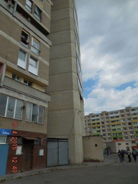 DRAŽBA 31.08.2015 o 09.00 hod., 5 izbový byt Bratislava - Vrakuňa, okres BratislavaI II - náhľad