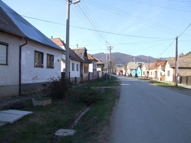 DRAŽBA 12.07.2012 o 10.00 hod., rodinný dom v Jelšave - náhľad