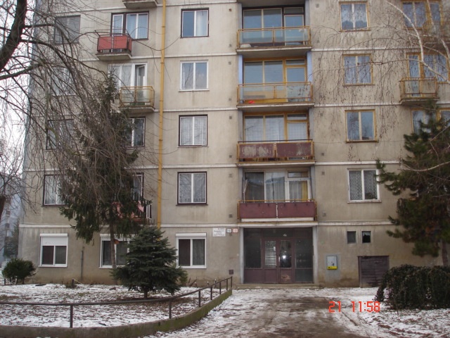 DRAŽBA 08.02.2013 o 11.00 hod., 3 izbový byt Nové Zámky, okres Nové Zámky