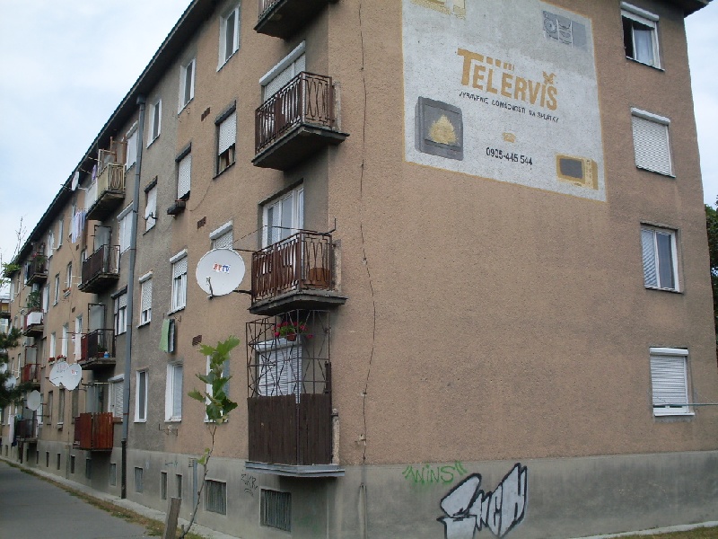 DRAŽBA 29.05.2013 o 10.00 hod., 2 izbový byt Komárno, okres Komárno